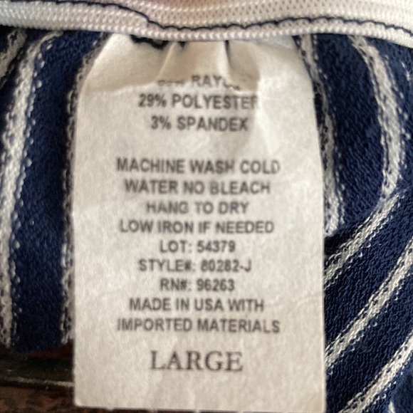 ❌SOLD Olivia Rae Navy Striped Top - Picture 7 of 7